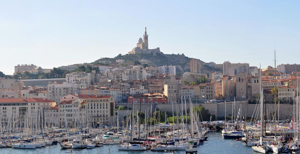 ホテル Campanile Marseille Vitrolles Griffon エクステリア 写真